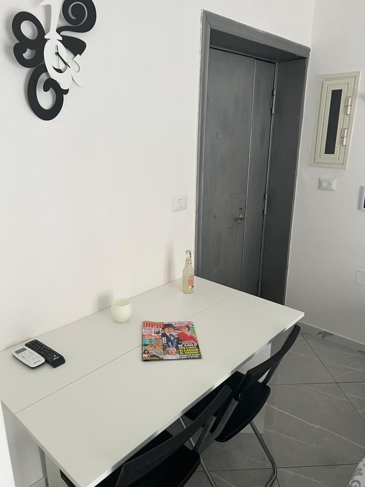 Bro And Sis House Apartment Naples Luaran gambar