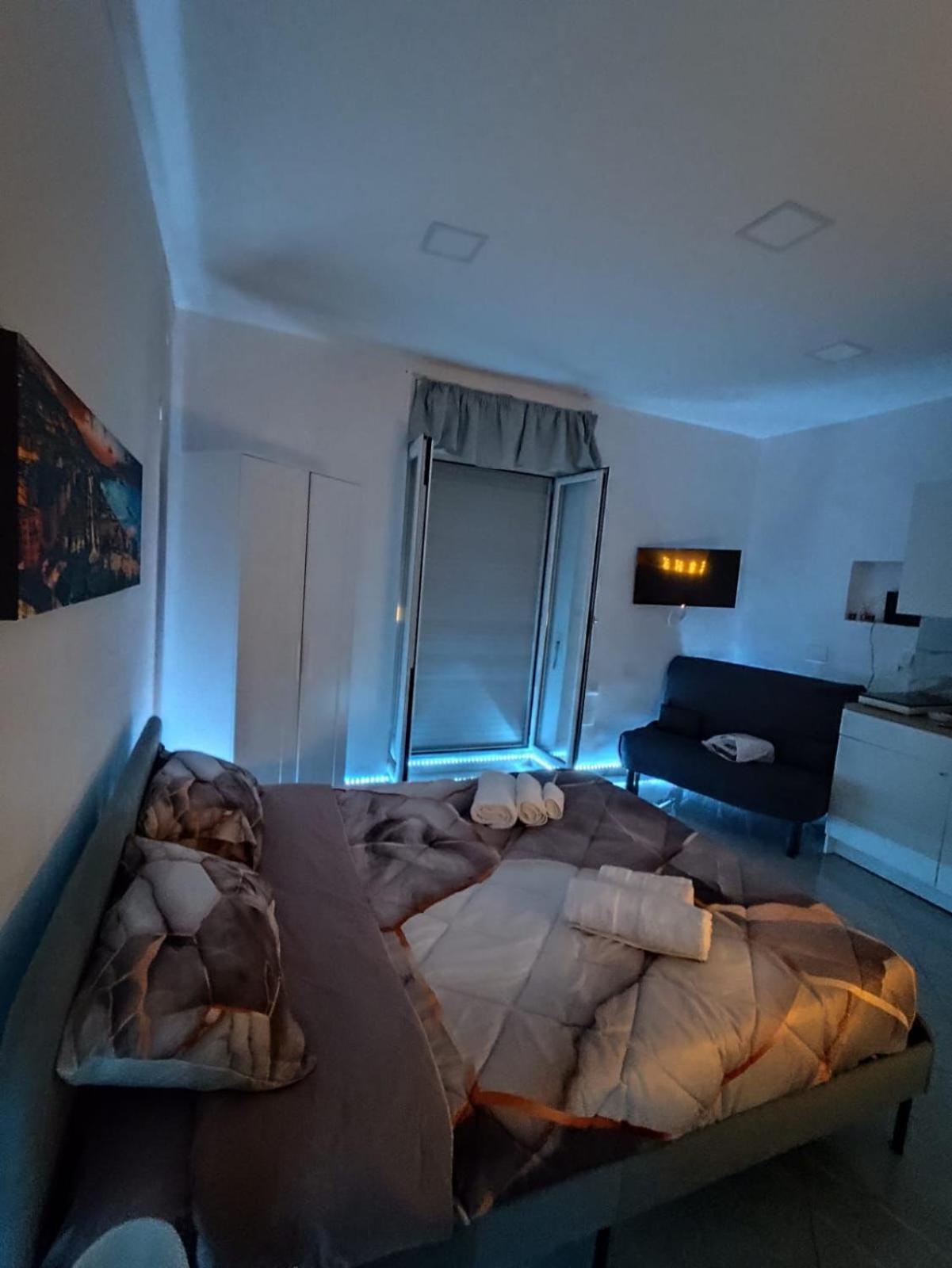 Bro And Sis House Apartment Naples Luaran gambar