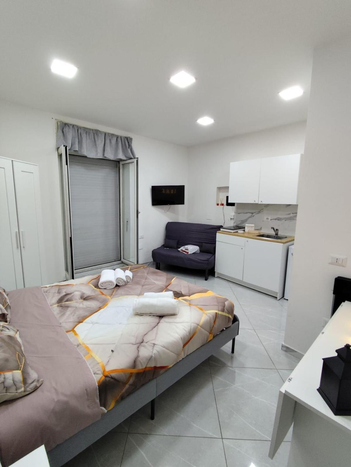 Bro And Sis House Apartment Naples Luaran gambar